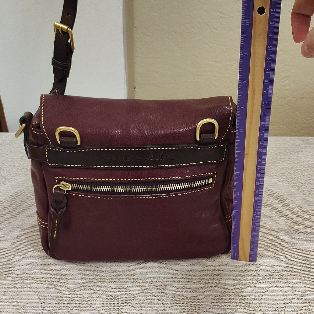 Dooney & Bourke Florentine Toledo Messenger/Mailbag Rouge, Bordeaux, Burgundy - Picture 3 of 3